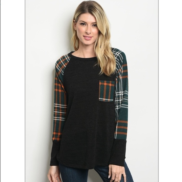 Tops - Knit W/ Green Plaid Contrast Long Sleeve Top